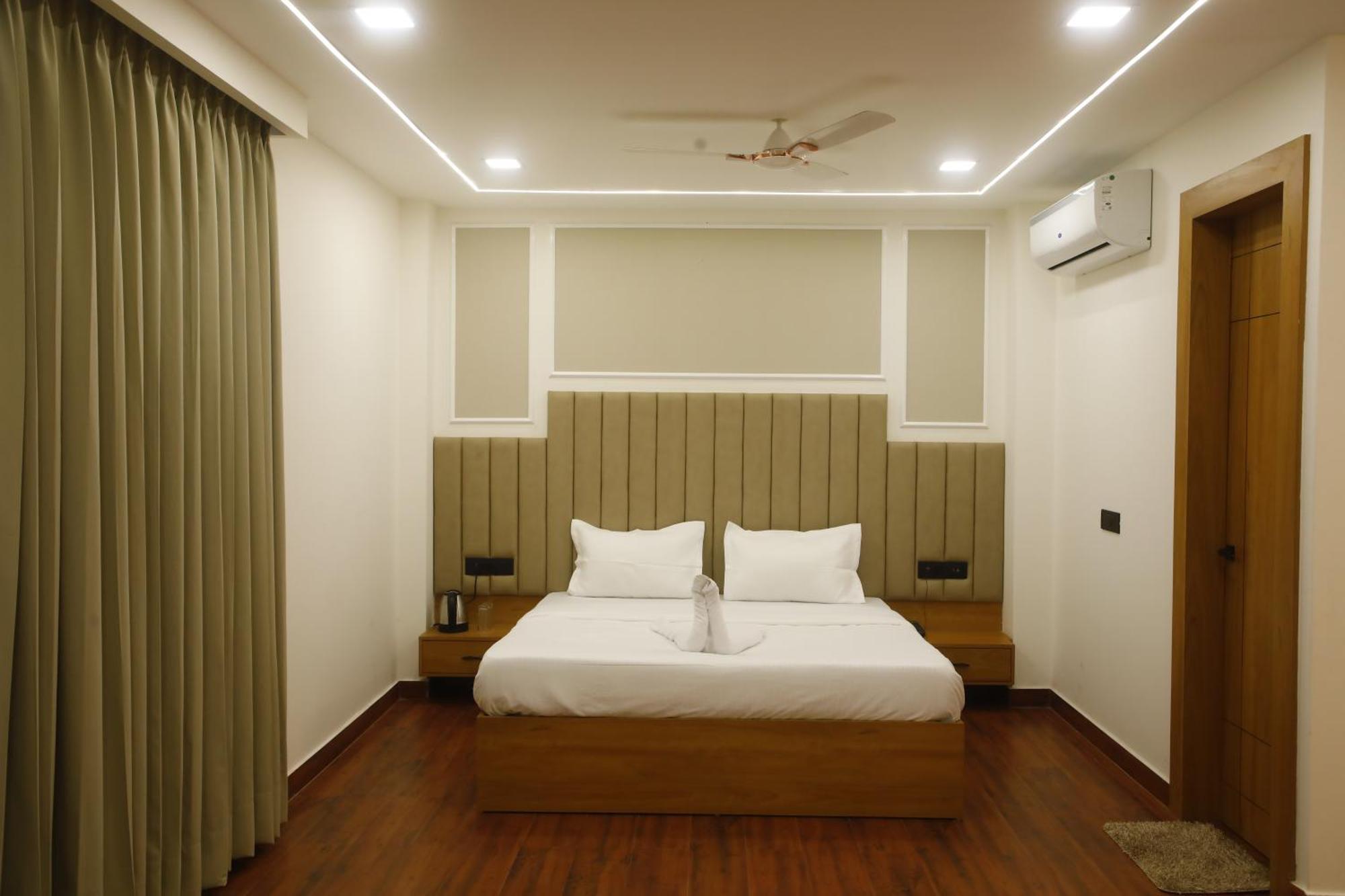 Hotel Glory Hisar Bagian luar foto
